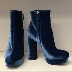 Prada Velvet Platform High heel Ankle Boots Size 38 1/2